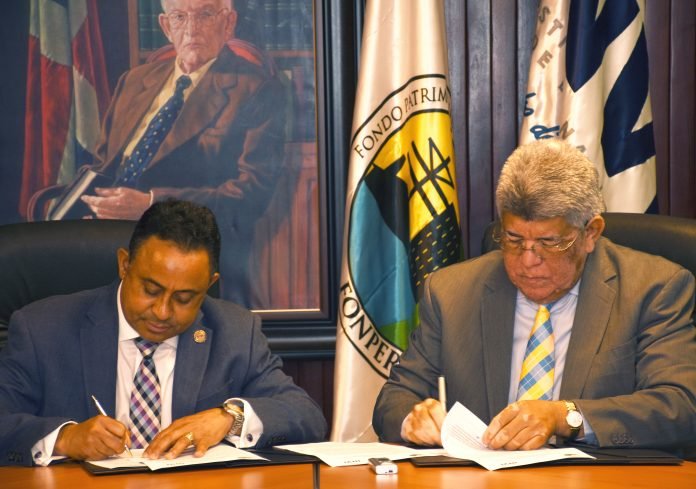 Firma convenio (1)