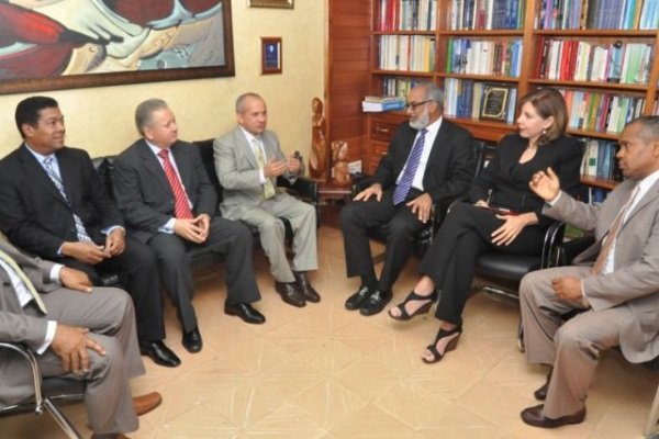 BB348266 F421 4942 83A9