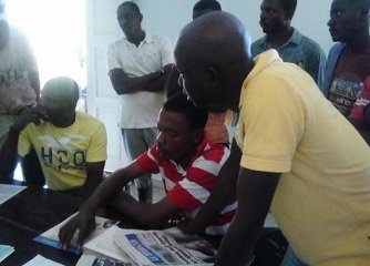 30D508A1 16AB 4539 B52F