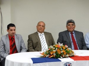 Dr. Arisnachy Gómez, Ing. Silvio Durán y el Lic. Fernando Rosa