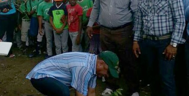 54651F55 A914 4A01 B4F5