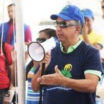 Fernado Capellan Limpia playa en Luperon
