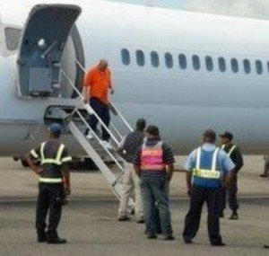 1688653B-63CC-4CED-B261-131A1F4C5ED8.jpg__400__350__CROPz0x400y350