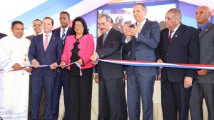 Presidente Danilo Medina entrega Mercado de Santo Domingo Este. 2 14989037073_0267a52b24_z