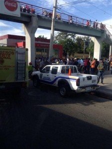 C270E779-1B5C-4BE2-AA6D-BE36D54E06D0.jpg__294__440__CROPz0x294y440