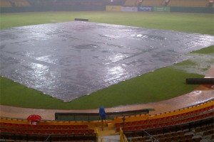 Juego de Estrellas y Águilas suspendido por lluvia. 1 Estadio Cibao Lluvia0