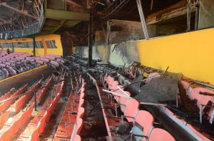 ¿ Entiende usted que el gobierno tiene la responsabilidad de la reparación del Estadio Cibao ? 1 OMD_7543