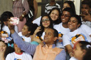 ¨Vive en conflicto un país que no invierte en educación¨. 3 Festea 3