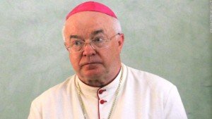Muere-exarzobispo-polaco-acusado-de-pedofilia