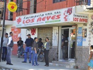 Cierran establecimientos e incautan medicamentos falsificados en Santiago