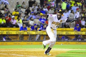 Henry Castillo pegó un sencillo productor para que Águilas ganarán a Licey 1 _DSC0305