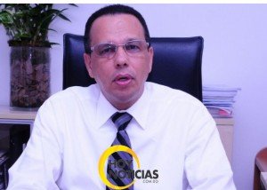 Denuncian viceministro de Educación Antonio Peña Mirabal, amenaza con cancelar al que no voten por Monchy