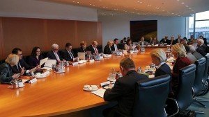 angela-merkel-consejo-ministros--620x349