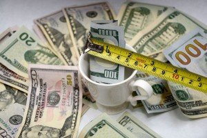 Bonos: el medio preferido para cubrir el déficit del gobierno 1 bonos-deficit-endeudamiento-659x440