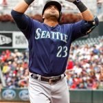 nelson cruz batea un par de jonrones