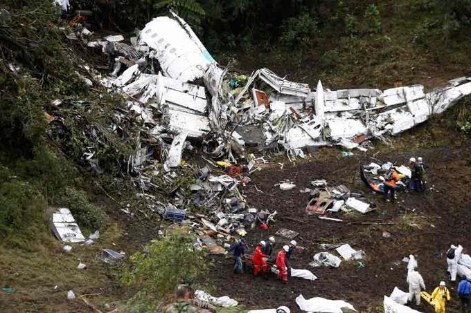 avion lamia tenia combustible limitado y exceso de peso segun investigacion