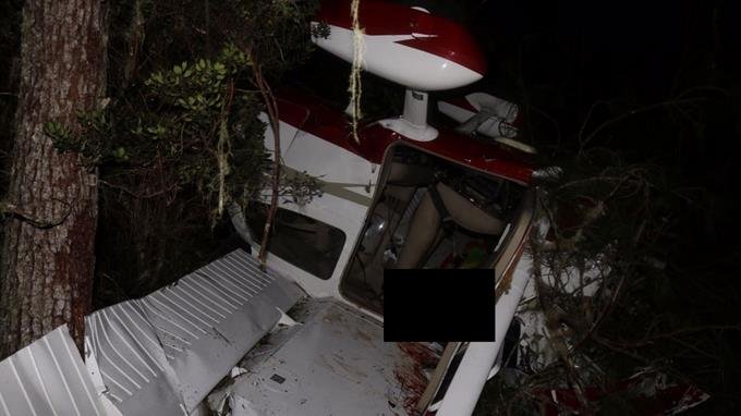 piloto y pasajera sobrevivientes accidente aereo donde ayer fallecio un medico fueron trasladados a la plaza de la salud