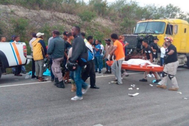 Hombre muere en accidente en La Vega