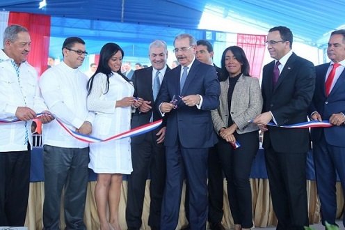 Danilo Medina entrega en Santiago Rodríguez y Dajabón estancia y dos escuelas