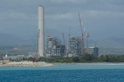 danilo dice punta catalina no se detendra si se demuestra que cumple con estandares