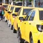 nueva ley establece que taxis privados usaran color amarillo y de companias blanco