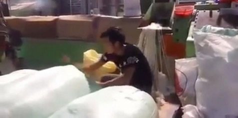 salud investiga alegada venta de arroz plastico