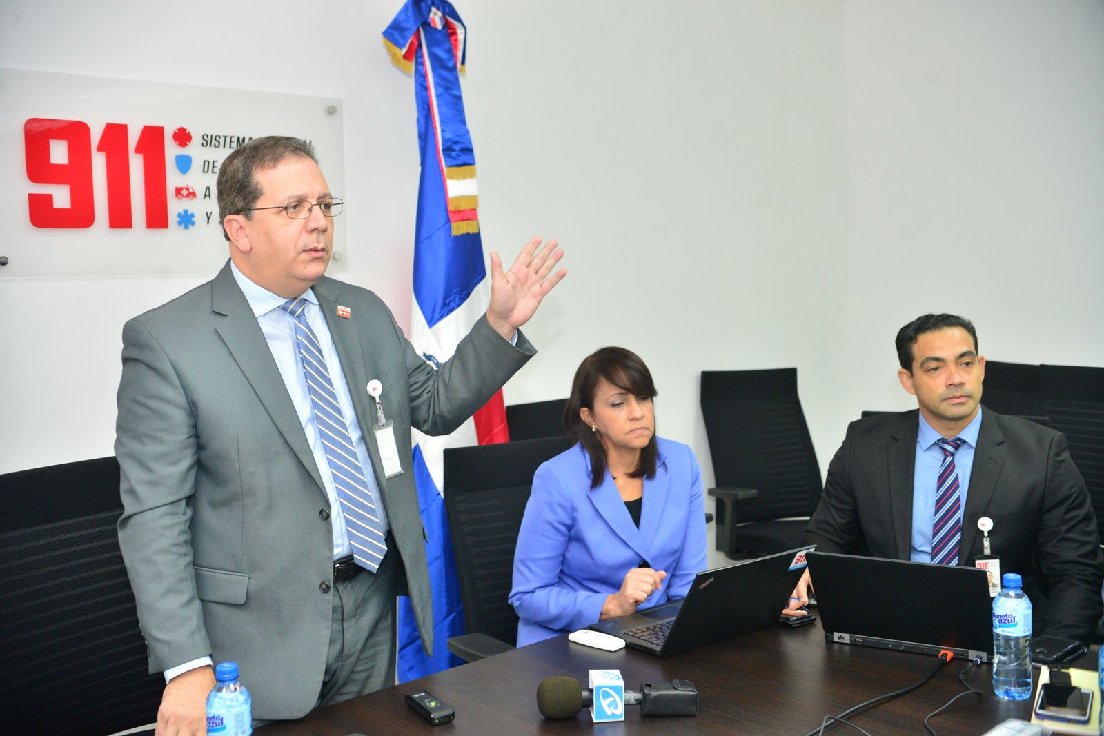 RECORRIDO POR EL EDIFICIO DE EL 911 27 6 2017 39