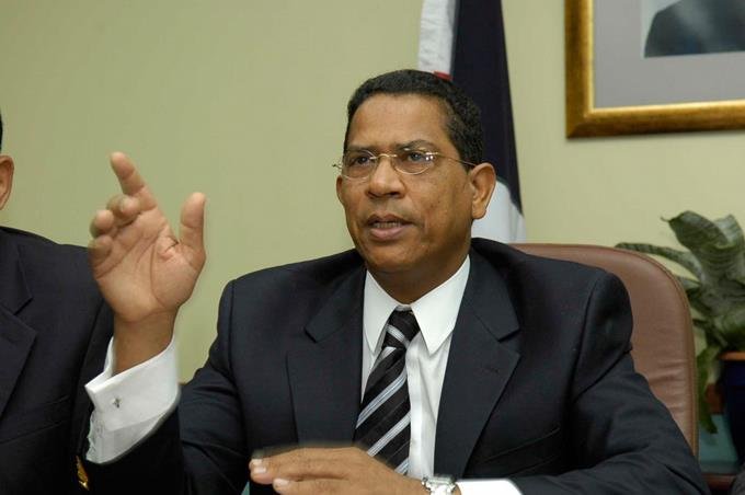 envian a juicio a exdirector del indrhi y 6 mas