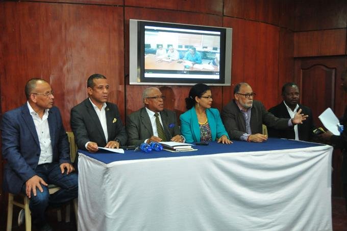 cdp dice periodismo ha sido invadido