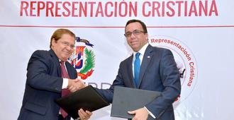 firman acuerdo para que 134 colegios evangelicos pasen al sector publico