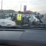 al menos 15 vehiculos accidentados y varios heridos en la autopista 6 de noviembre
