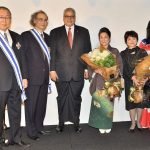 Embajador dominicano con diplomáticos japoneses