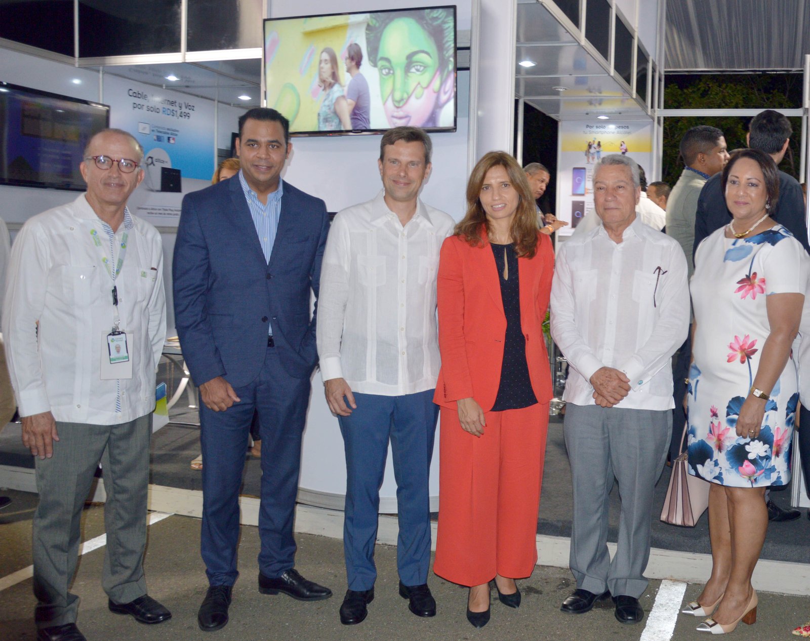 1 Fernando Puig Rafael Pichardo Marco Cabral Ana Figuereido Nelson Toca Simó y Ana María Domínguez. 1