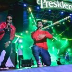 Musicólogo junto a El Poeta Callejero su invitado