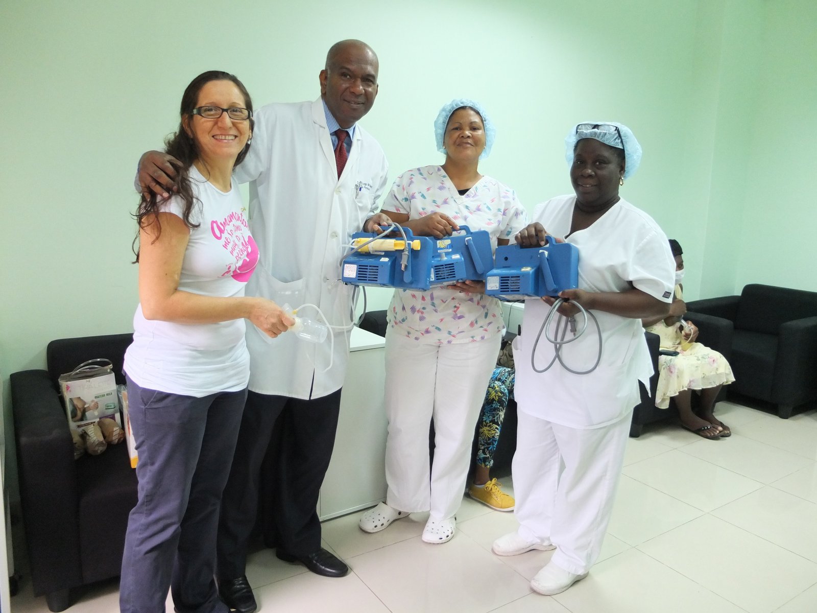 Sala lactancia Maternidad la Altagracia Agosto 2011