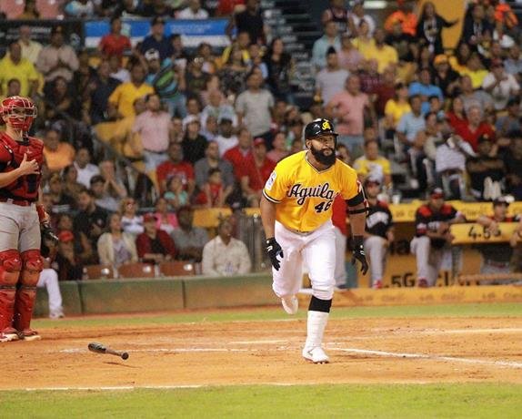 aguilas superan leones ganan 4to juego seguido