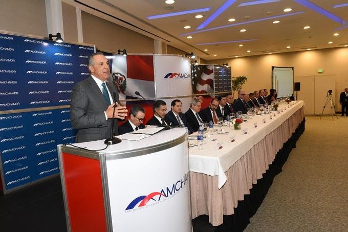 peralta revela que se procura bajar este ano a solo 1 9 deficit publico no financiero