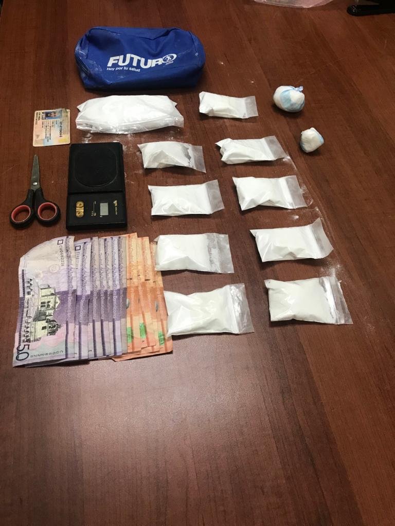 foto porciones Y dineros incautada por DNCD 2