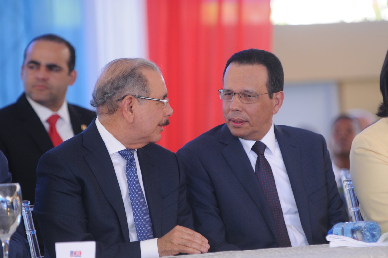 El presidente Danilo Medina entrega 7 nuevos planteles escolares en Santiago 2 OMD 2670