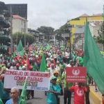 marcha verde pide cerrarle paso a la corrupcion e impunidad en masiva manifestacion en santiago