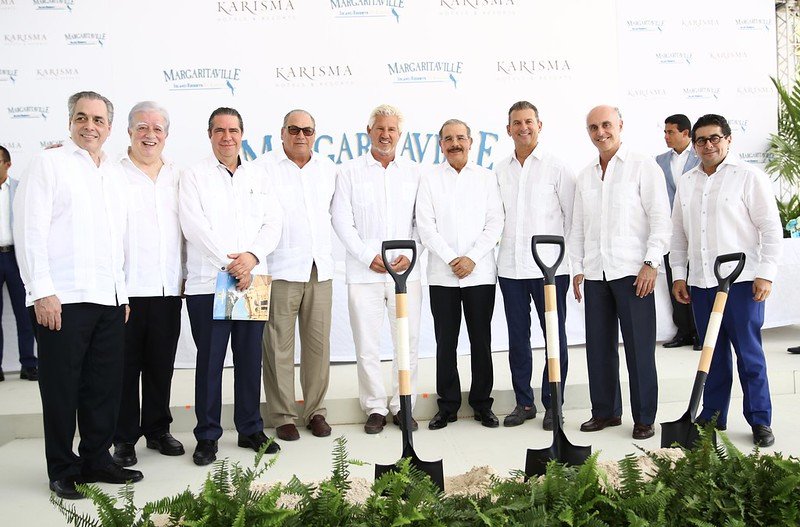 48980869412 b1329af5eb c