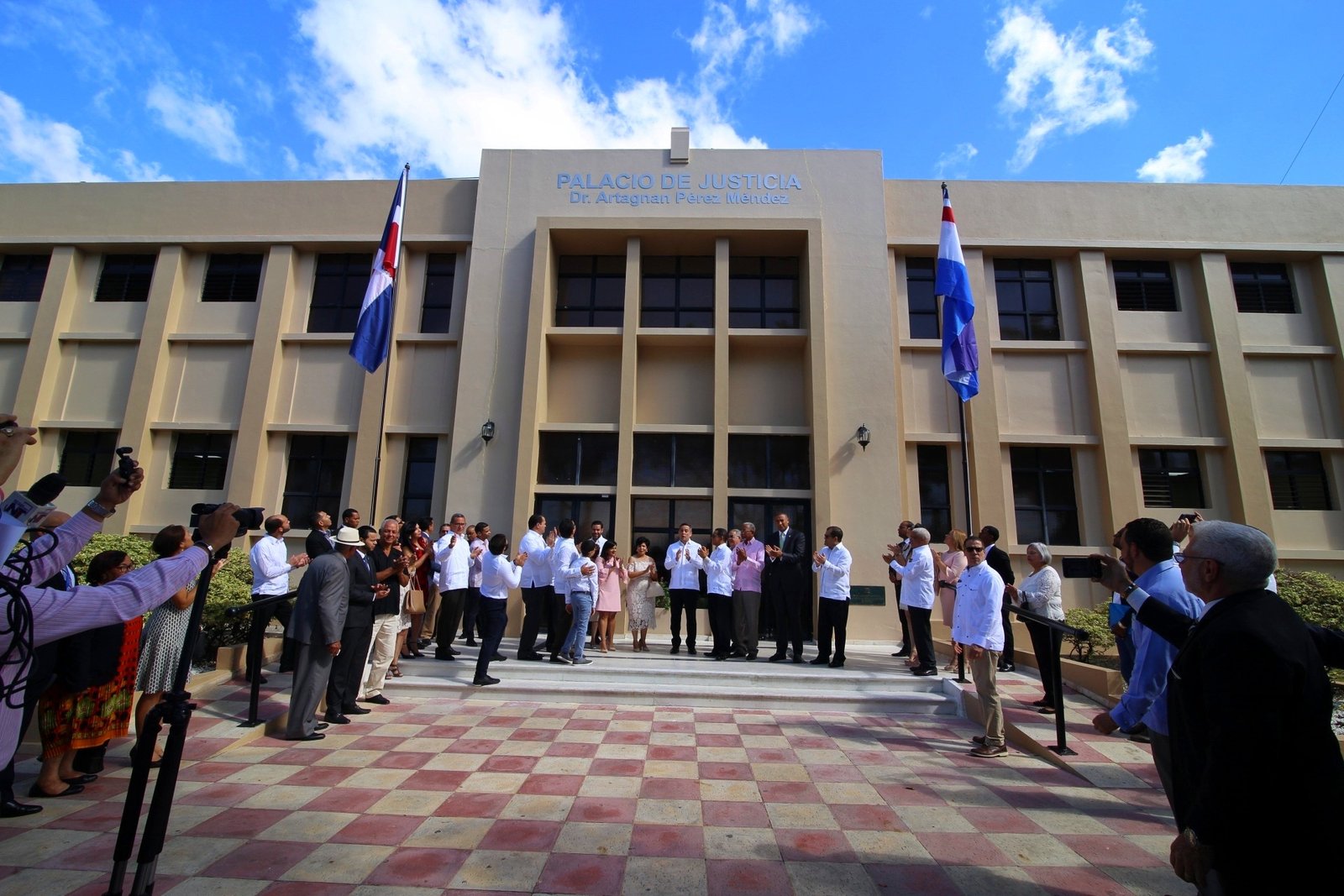 A721A4DE A3BF 46E4 BD88 E344E8E9D389