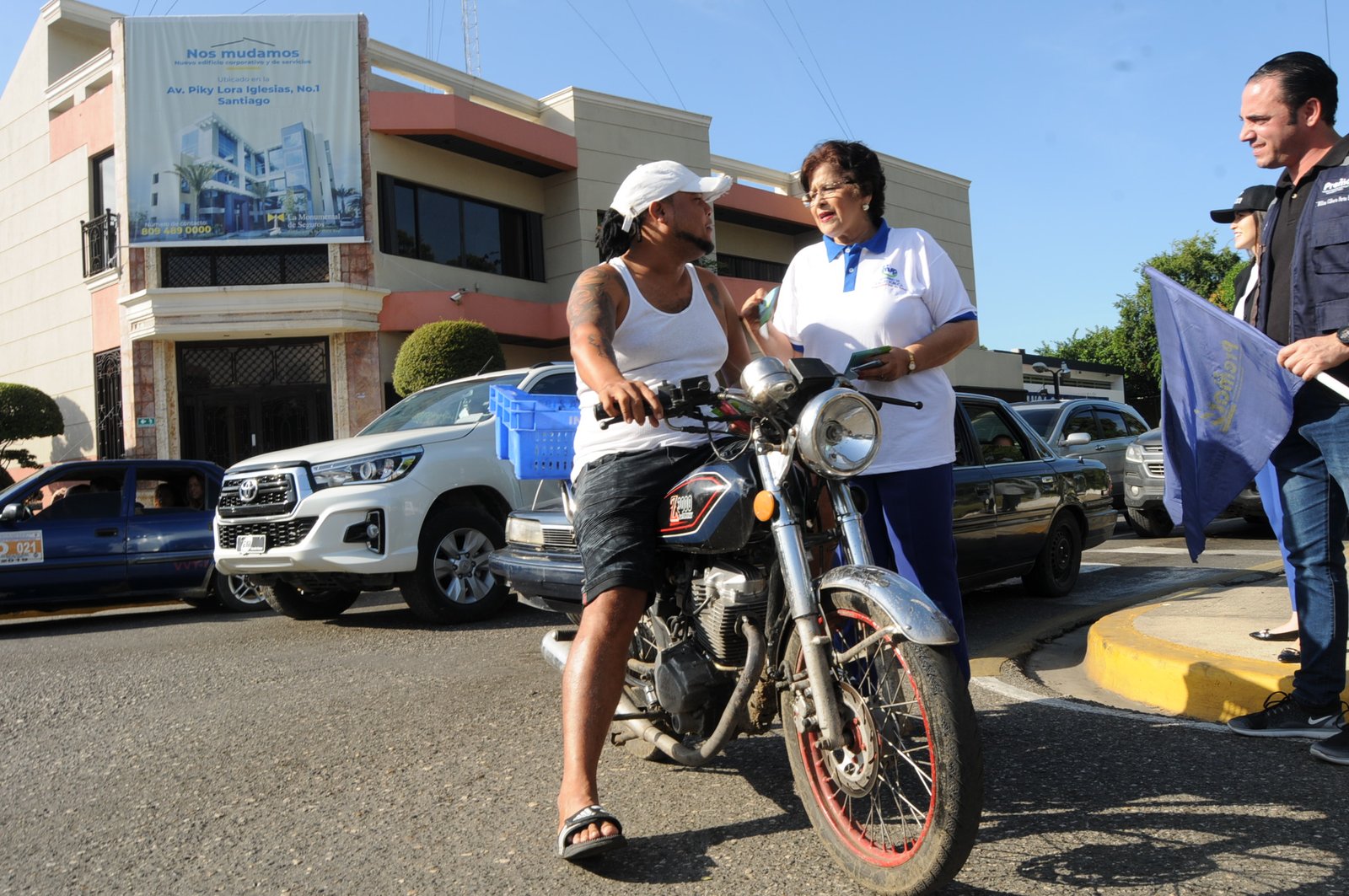 7AA51CDD 3CA2 4BC1 9265 BF99781694EE