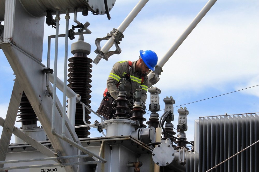 C2C41528 4F30 4200 A73E F68E890073B4