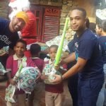 Tripulantes de JetBlue se unen para traer Espíritu Festivo en la República Dominicana 2 IMG 0559