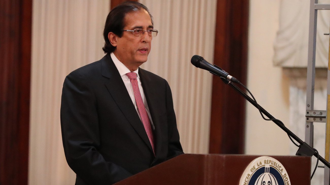 43548783550 771bd377eb k