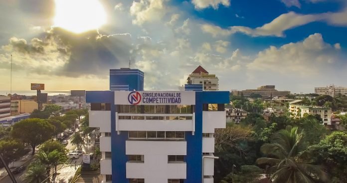 Para este 2020, COMPETITIVIDAD se propone seguir fortaleciendo la Estrategia Dominicana Competitiva, velando porque se implementen todas las iniciativas que se han aprobado, en el marco del Pleno del Consejo, para fortalecer la productividad y competitividad de nuestros sectores productivos así como el clima de inversión en el país.