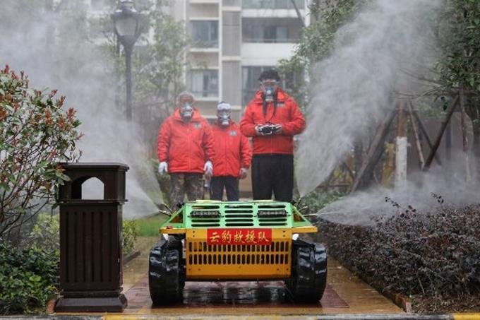 china-utiliza-robots-y-drones-en-su-lucha-contra-el-coronavirus