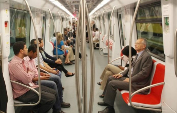 metro-de-santo-domingo-deficit-900x574