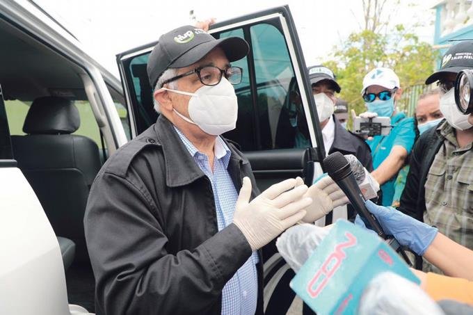 ministro-de-salud-advierte-el-pais-afronta-desafio-al-abrir-actividades